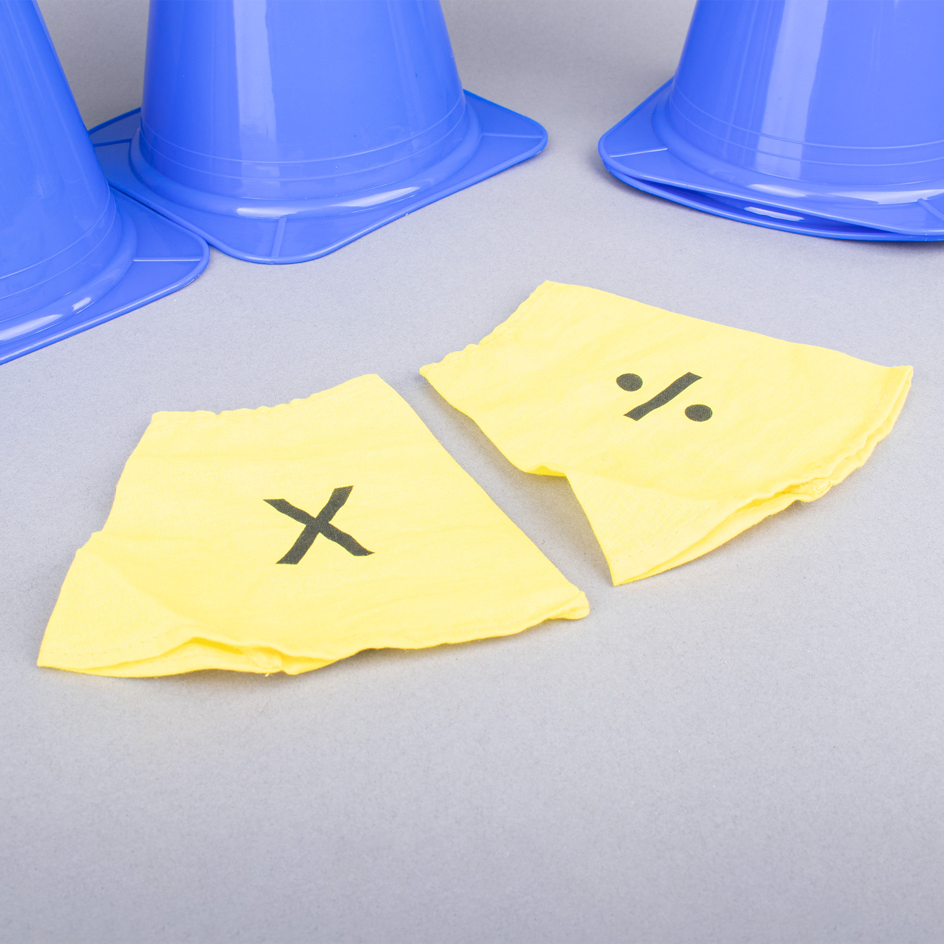 SET OF 5 COVERS WITH MATHEMATICAL SYMBOLS FOR CONES