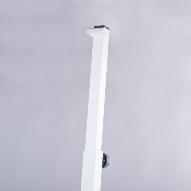 SIMPLE STAND WITH WHEELS