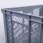 PLASTIC BASKET FOR STORING MATERIALS