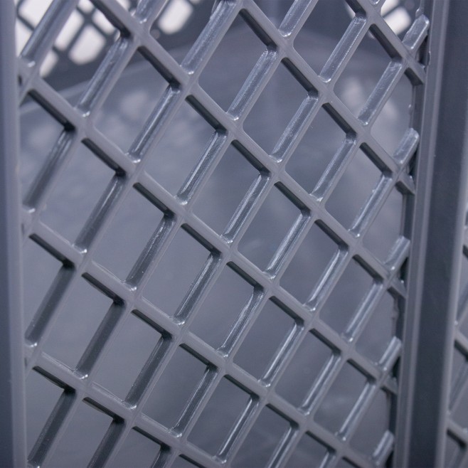 PLASTIC BASKET FOR STORING MATERIALS