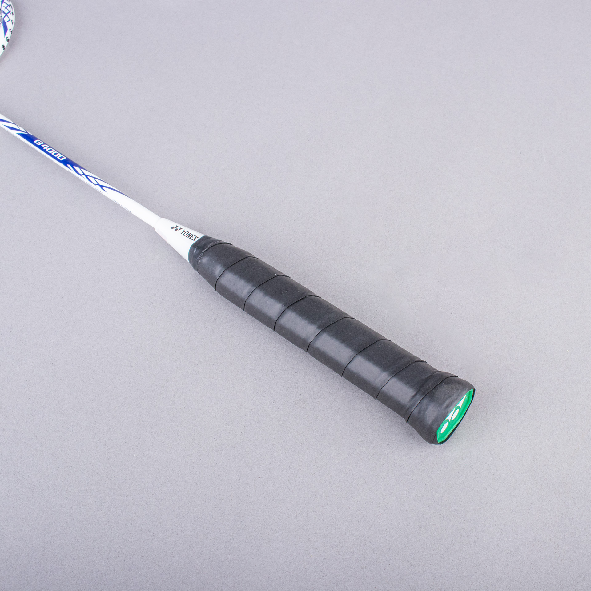 YONEX BASIC 4000 BADMINTON RACKET