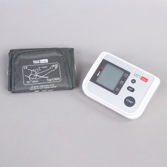 BOSO MEDICUS FAMILY 4 BLOOD PRESSURE MONITOR