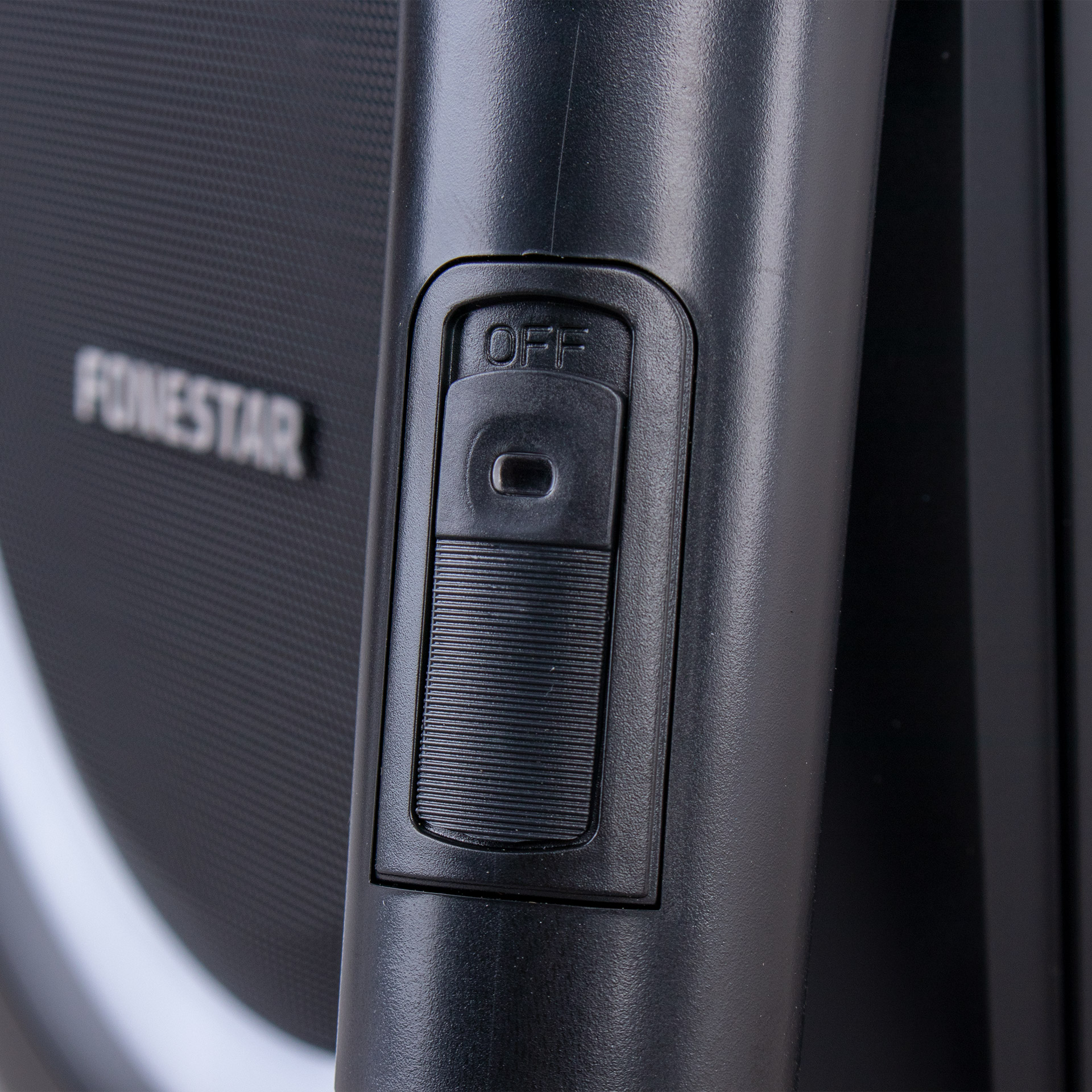 SISTEMA DE SONIDO PORTÁTIL FONESTAR BOX 35LED BATERÍA Y MICR