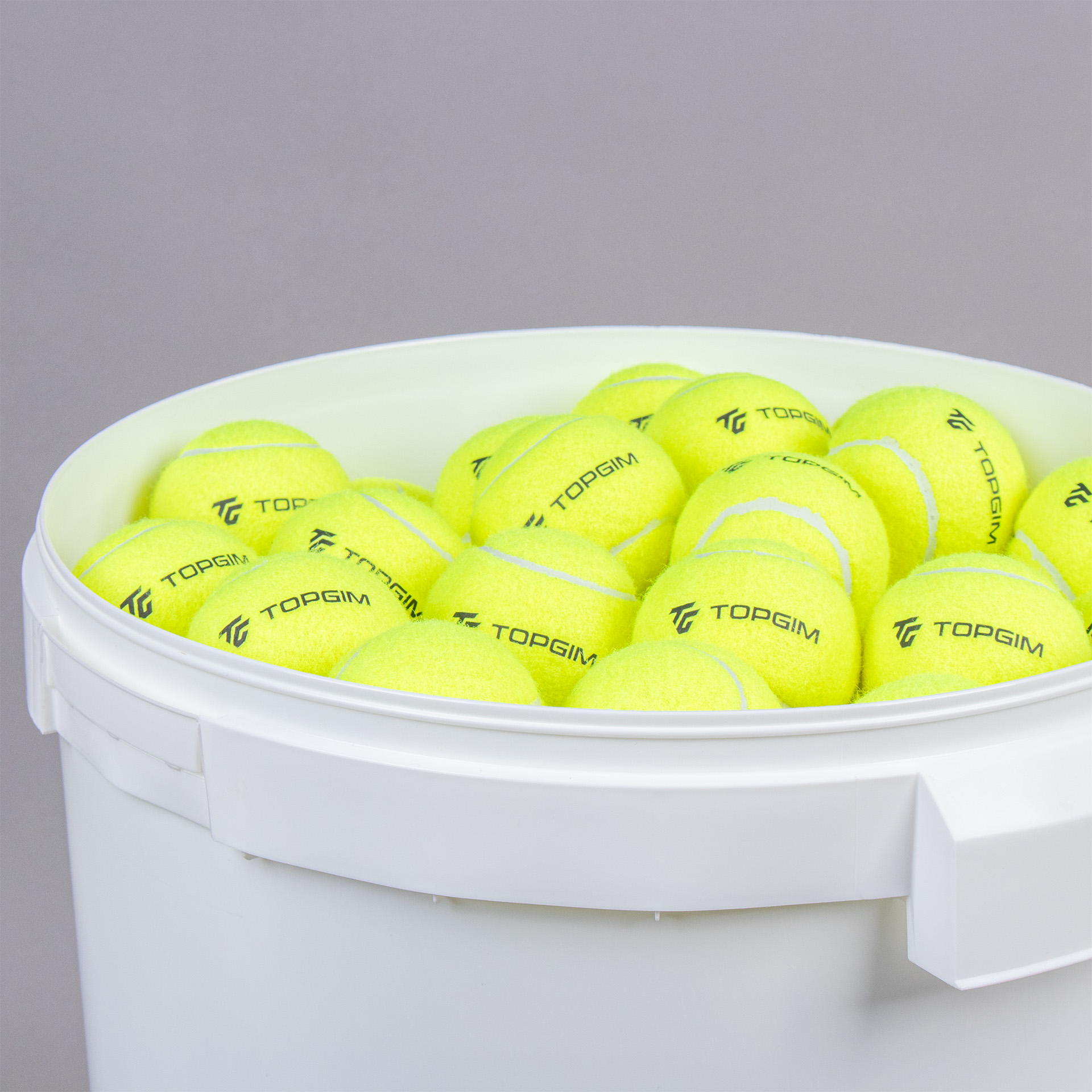 CUBO DE PELOTAS DE TENIS DE CAMPO TOPGIM (36 UNIDADES)