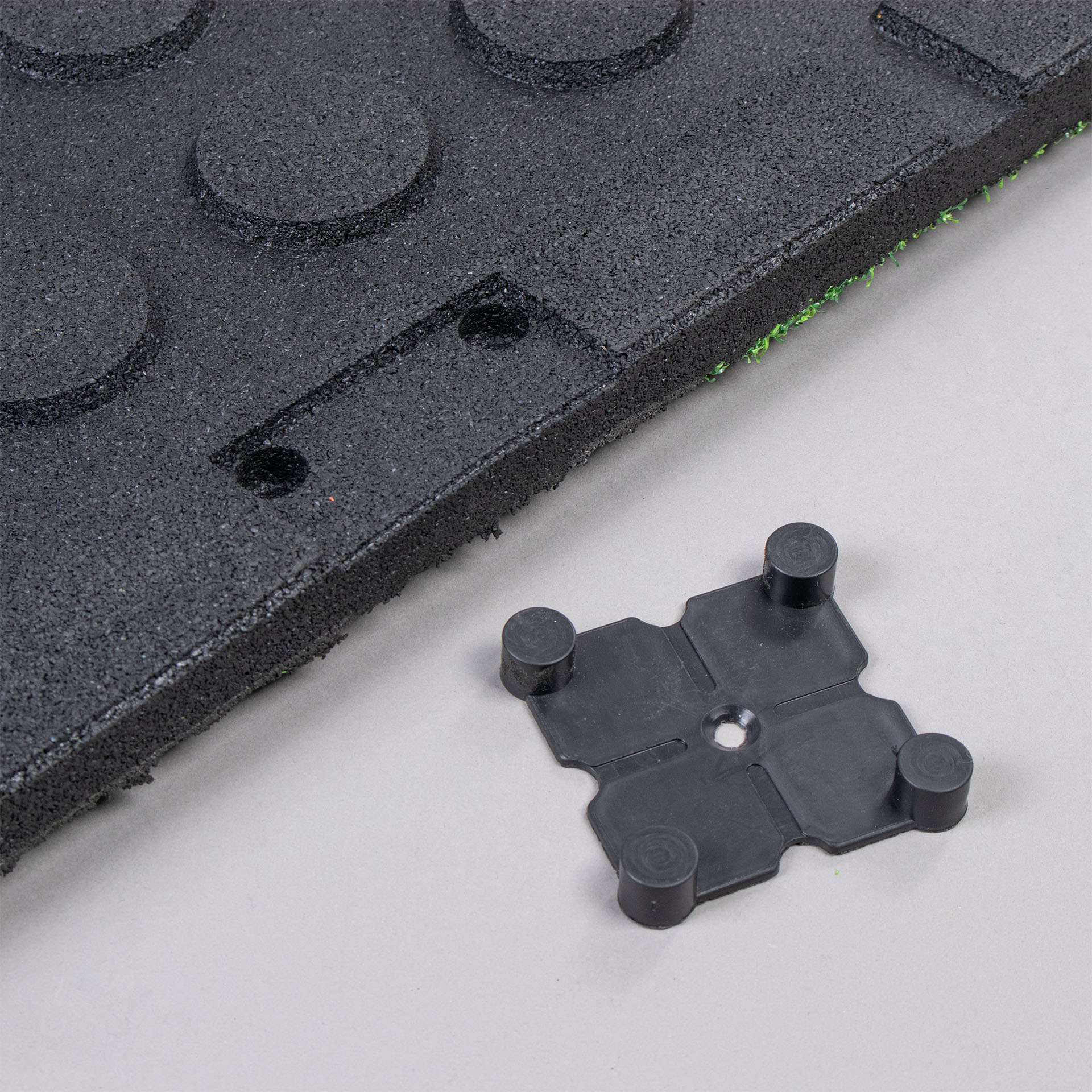 TURF RUBBER TILE FLOORING